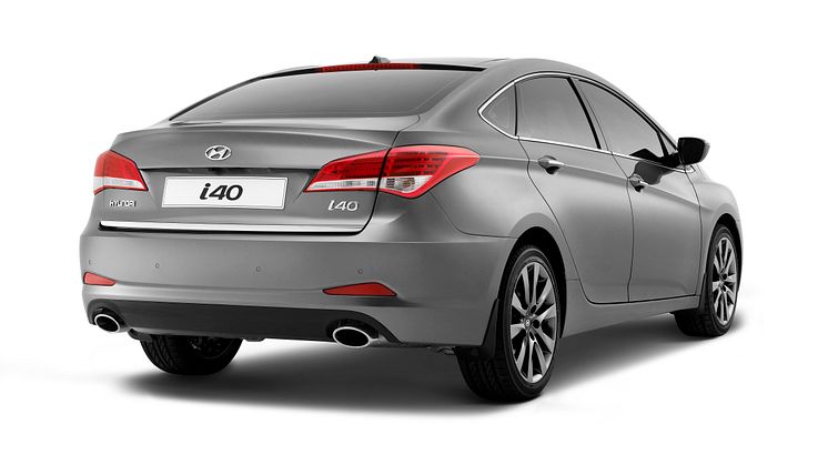 Hyundai 140 sedan