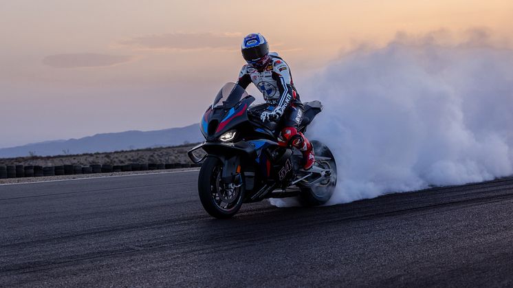 BMW M 1000 RR 2025