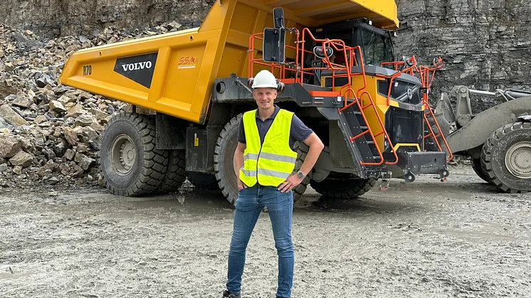 Sven Kersten är vice vd på SHF Steinbruchbetriebe i Tyskland. Företaget köpte den första RR70 tipptrucken med Steg V i Europa