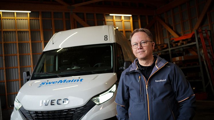 IvecoSwemaint_Still_01.jpg