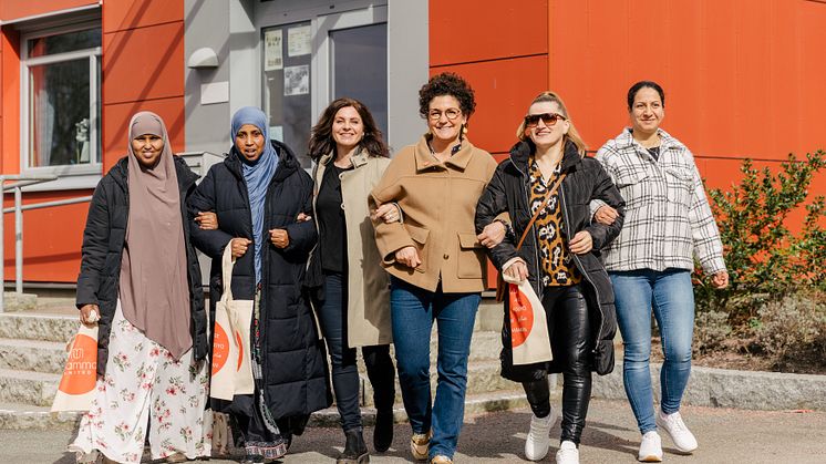 Mamma United Trygg på fem platser i sommar – ökar vuxennärvaron och försvårar gängrekryteringen av barn