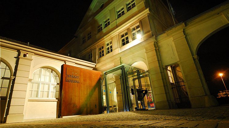 HM_Museum bei Nacht_Foto Hoesch-Museum.jpg
