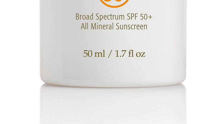 Daily Defense Tinted SPF50