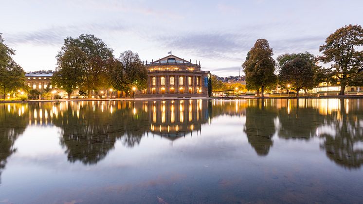 Stuttgart_Staatstheater_.jpg