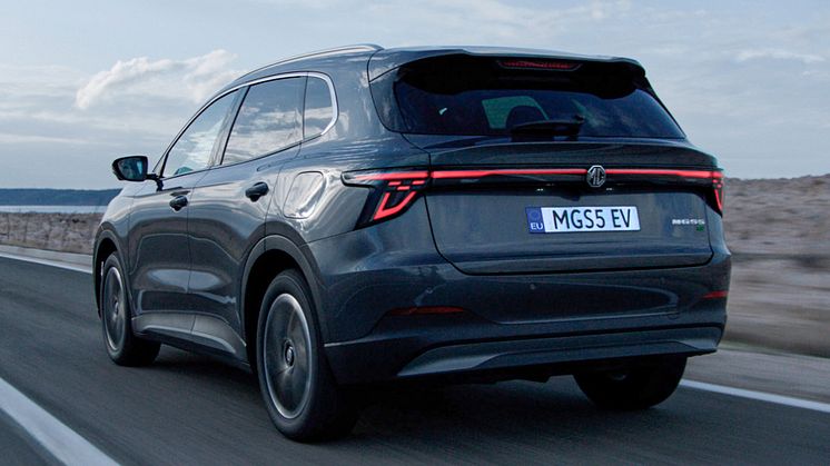 MGS5 WLTP 480km (64 kWh Comfort).jpg