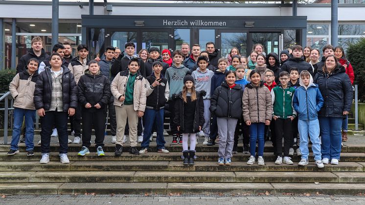 „Es war die beste Entscheidung“ | Studierende der Universität Vechta stärken durch gemeinsame Projekte Sprachkompetenzen bei GSO-Schüler*innen 