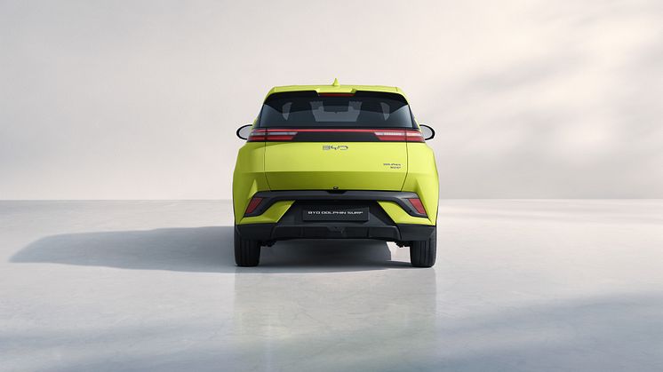 03、DOLPHIN SURF_LHD_Green_Exterior_Rear_download_JPG 5000PX.jpg