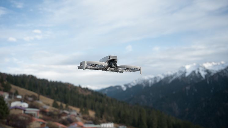 DJI FLIP_Close up_01.jpg