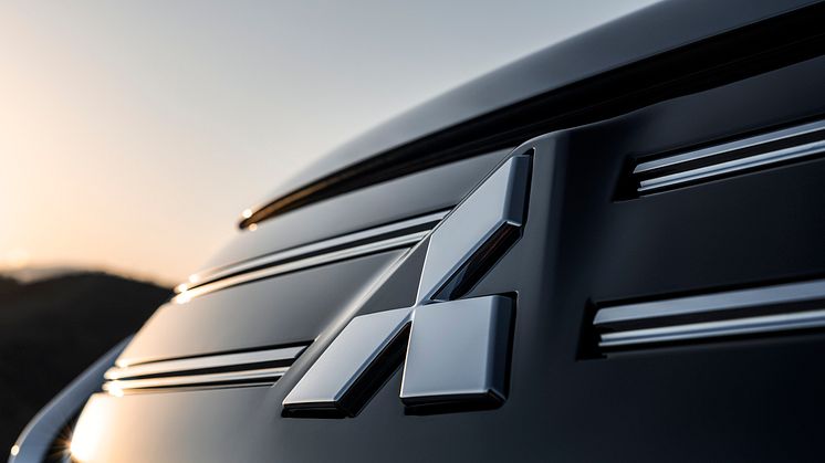 New Outlander PHEV_028L.jpg
