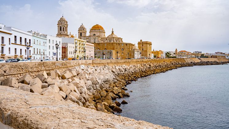 Cadiz seafront, Spain.jpg