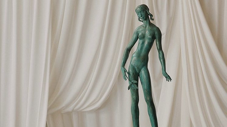 Carl Milles "Flicka med fallande löv" såldes för slutpriset 2 000 000 kr under tisdagens slagauktion.