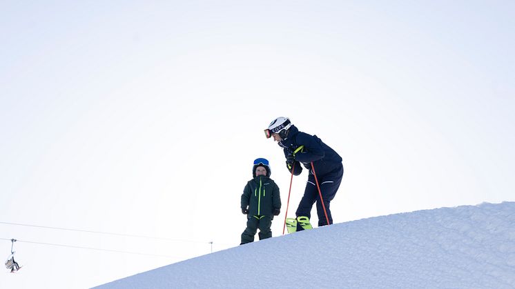 SkiStar mamma barn.jpg
