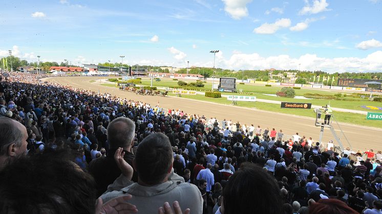 Dubbla V75-tävlingar - Jackpot och Extra V75 kryddar Elitloppshelgen