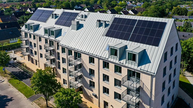 Kvarteret Tirfing har även solceller på taket. Bild: Johan Alsén
