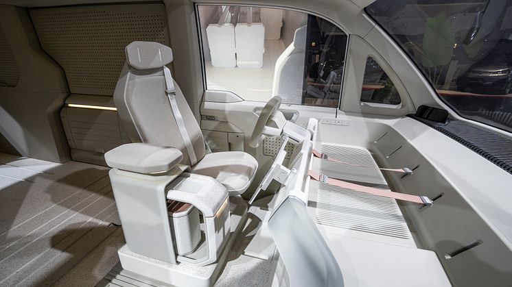 kia-pbv-pv7-iaa-24-interior-highres003.jpg
