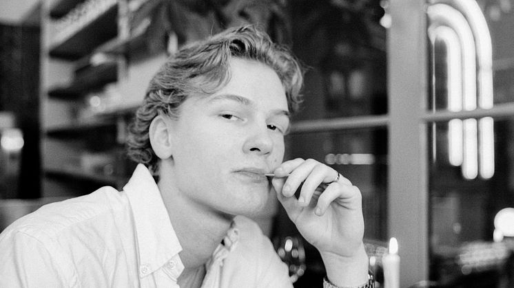 Hannes Aitman.Photographer Axel Ahlgren.Looking Back.Pressbild.jpg
