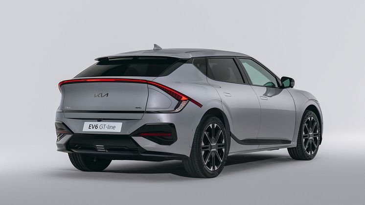 kia-new-ev6-my25-wolf-grey-studio-static-highres-10.jpg