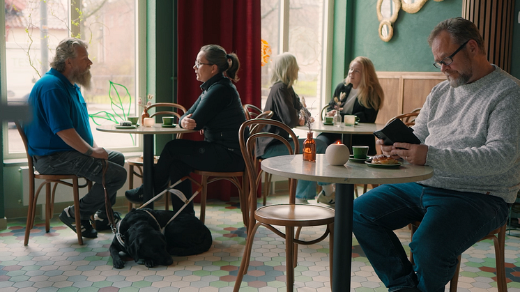 Pressbild_ledarhund restaurang.png