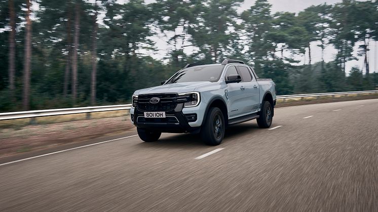 FORD 2024 RANGER LADBAR HYBRID (1).jpg