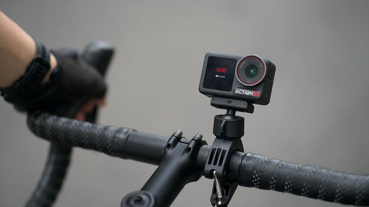 Osmo Action 5 Pro_Road Cycling_Always On Display.jpg