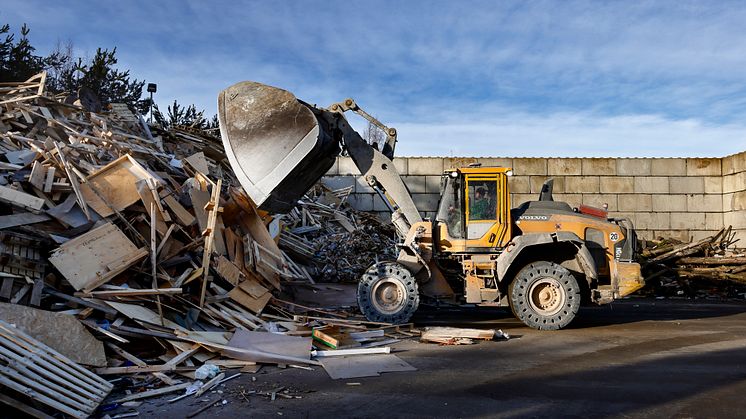 Volvo L120H hjullastare hos Sortera