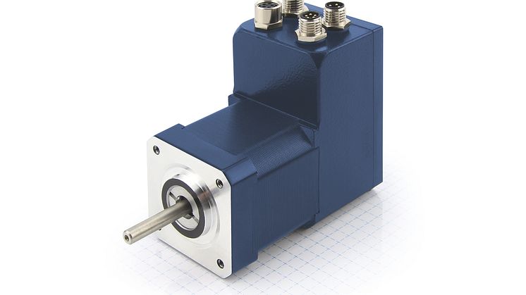 Compact brushless DC servo motor with integrated controller 