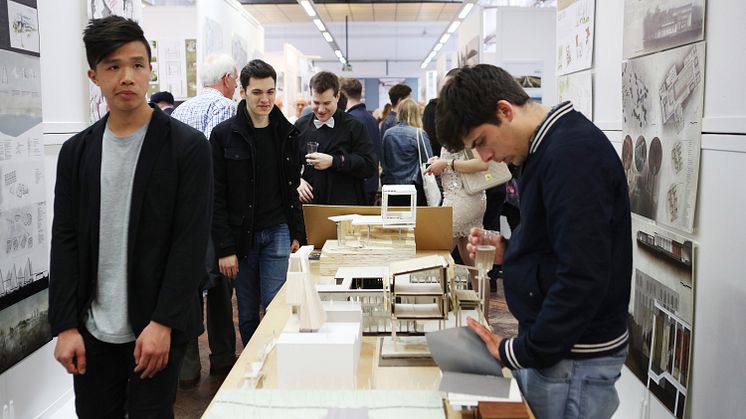 Reveal architecture show