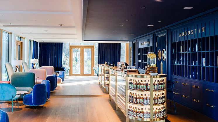 Lobby und Rezeption im Jugendhotel AUGUSTIN