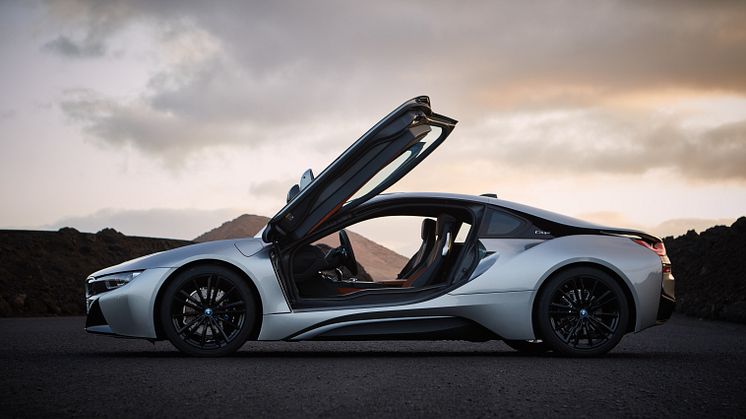 BMW i8 Coupe