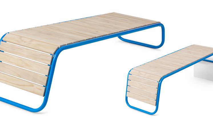 Tilted Bench 