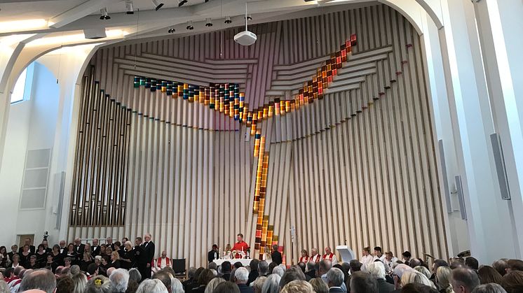 Hønefoss kirke vigslet 10.12.2017