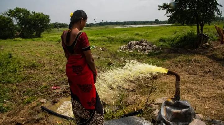 Förgiftat grundvatten, Gaddapotharam, Indien. Från Swedwatch rapport "The Health Paradox" (2020). Foto: Shailendra Yashwant