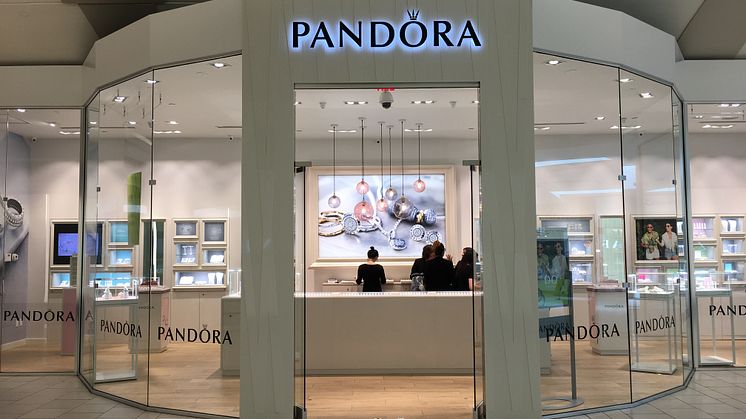 Pandora. Photo by Phillip Pessar.