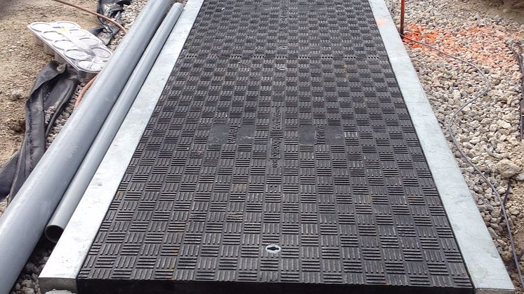 For the first time at this event Fibrelite will be introducing their covers specifically designed for precast concrete channels concrete trenches 