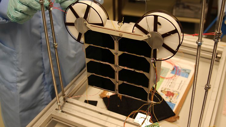 pm_satellit1