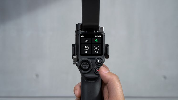 DJI RS 3 – Bluetooth Shutter Button (2 of 2)