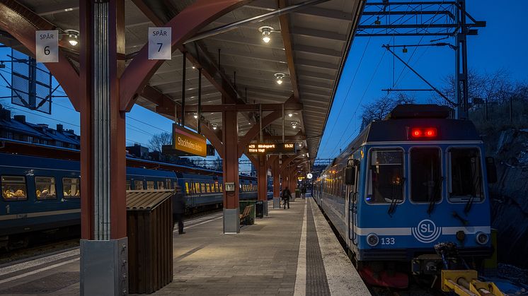 Ny belysning på Östra Station