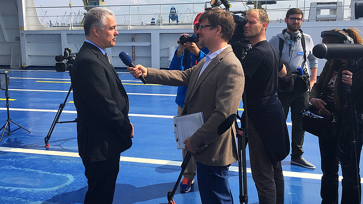 Scandlines' neue Hybridfähre auf den Namen "Berlin" getauft