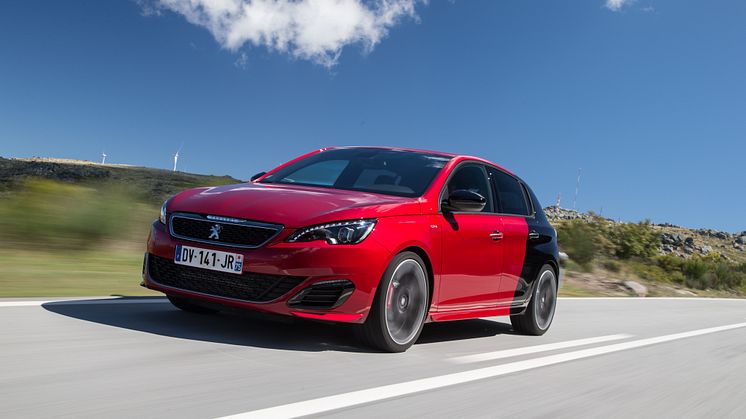 308 GTi by PEUGEOT SPORT på svensk mark