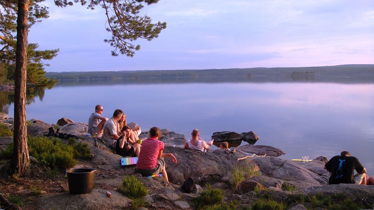 Familjens-Glaskogen-vilostund foto Visit Årjäng.jpg