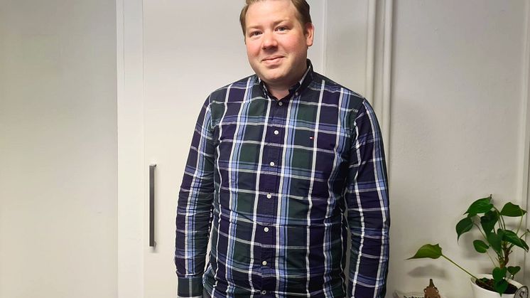 Carl Gustavsson till CRM-Konsulterna