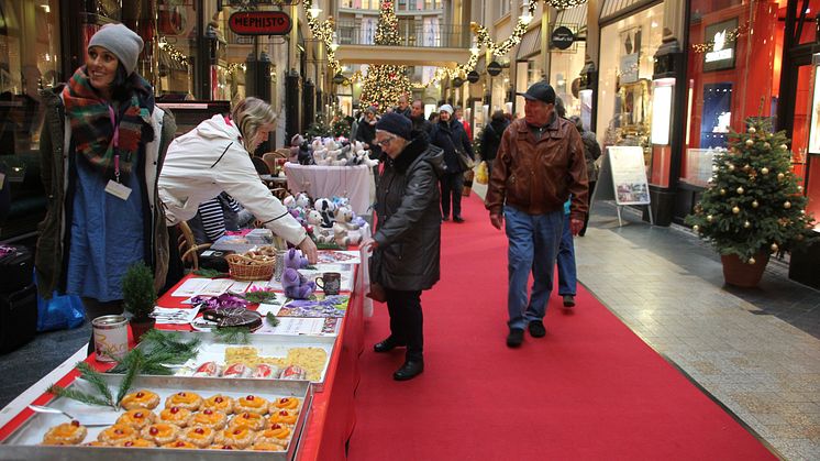 Großer Erfolg: Bärenherz-Weihnachtsbasar 2015