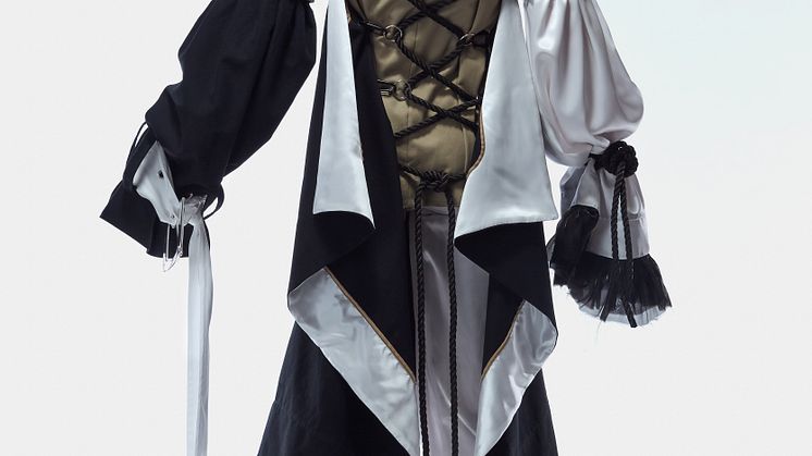REFLECTED - design Alecsander Rothschild - Beckmans på Fashion Transformation Day