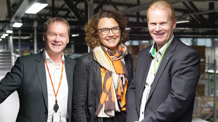 Konsernsjef Tone Wille foretok den offisielle åpningen av Posten og Brings Logistikksenter Trondheim. 