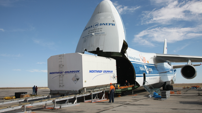 EUTELSAT 5 West B delivered to Baikonur Cosmodrome for pre-launch preparation