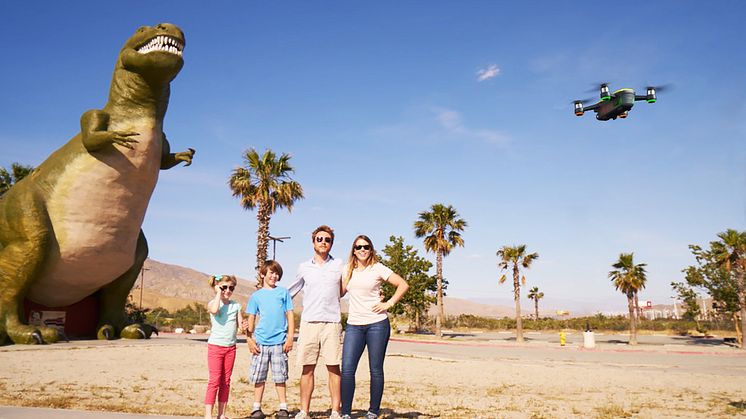 DJI Spark Family Selfie