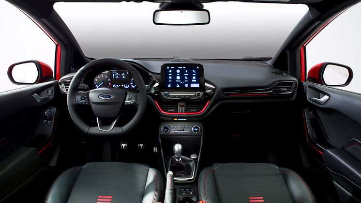 FORD_FIESTA_ST-LINE_COCKPIT