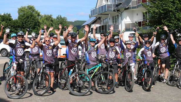 Erleichtert und geschafft: Die MTB-Truppe 2018. Foto: DDH