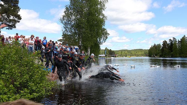 900 triathleter tävlar i Vansbro den 2 juli. Foto: Andreas Hansson