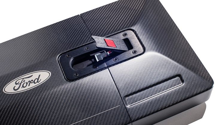 A Ford GT vásárlói egy egyedi készlet segítségével kerülhetnek közelebbi kapcsolatba álomautójukkal